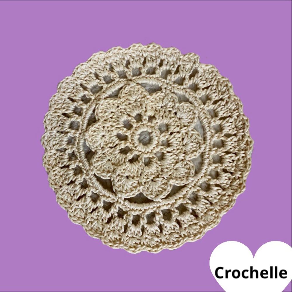 NEW Crochet Cream Flower Lace Placemat